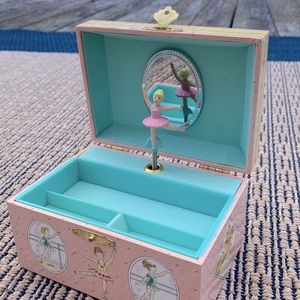 Music Box Jewelry Holder